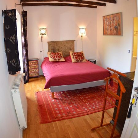 Les Deux Tours Bed & Breakfast Siorac-en-Perigord Bagian luar foto